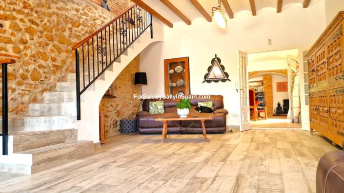 Image No.35-4 Bed Villa for sale