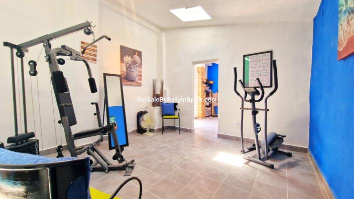 Image No.58-4 Bed Villa for sale