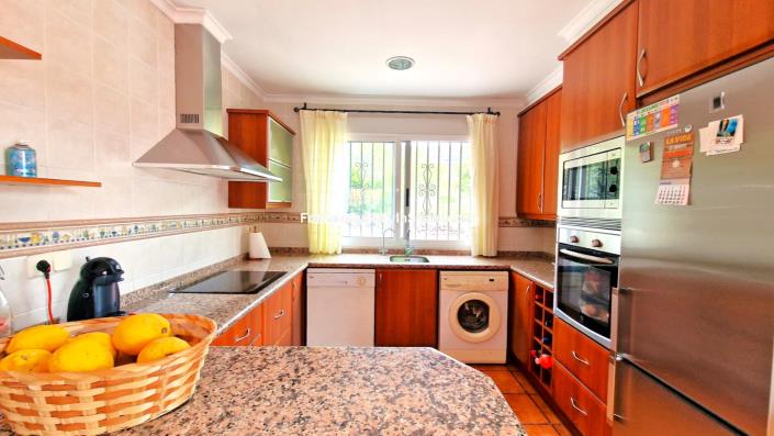 Image No.36-3 Bed Villa for sale