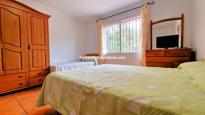 Image No.44-3 Bed Villa for sale