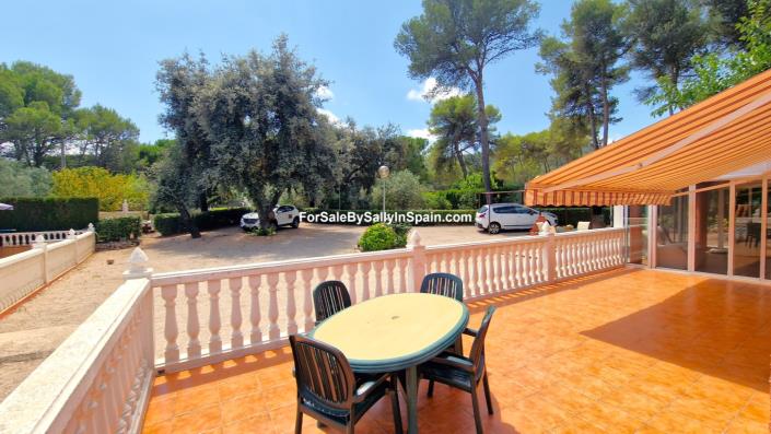 Image No.10-3 Bed Villa for sale