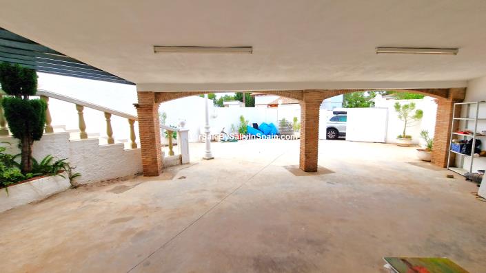 Image No.36-5 Bed Villa for sale