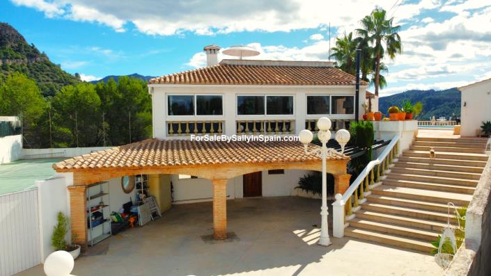 Image No.37-5 Bed Villa for sale