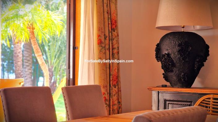 Image No.17-3 Bed Villa for sale