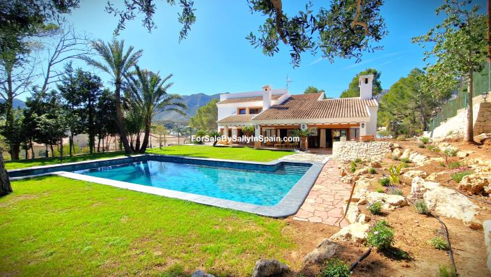 Image No.51-3 Bed Villa for sale