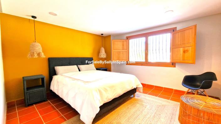 Image No.25-3 Bed Villa for sale