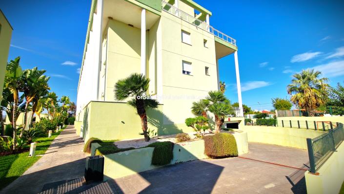 Image No.36-2 Bed Apartment for sale