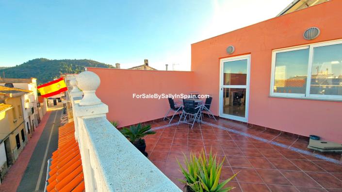 Image No.4-5 Bed Townhouse for sale