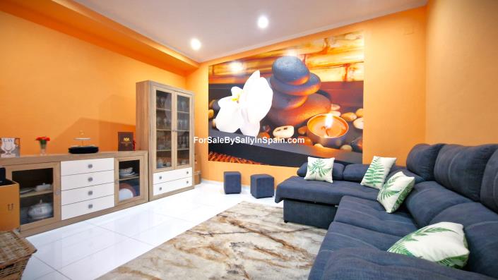 Image No.27-5 Bed Townhouse for sale