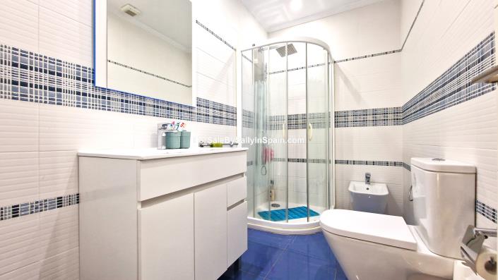 Image No.33-5 Bed Townhouse for sale