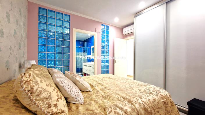 Image No.38-5 Bed Townhouse for sale