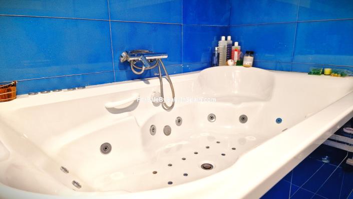 Image No.41-5 Bed Townhouse for sale