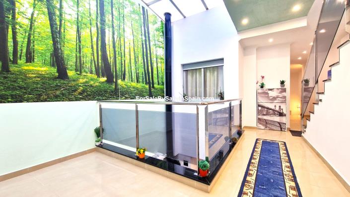 Image No.49-5 Bed Townhouse for sale