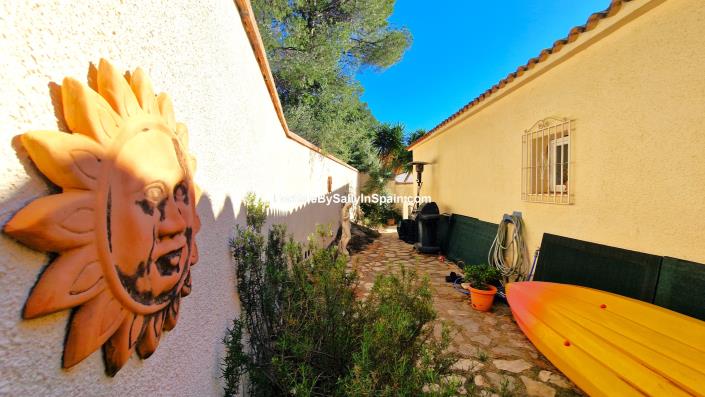 Image No.15-4 Bed Villa for sale