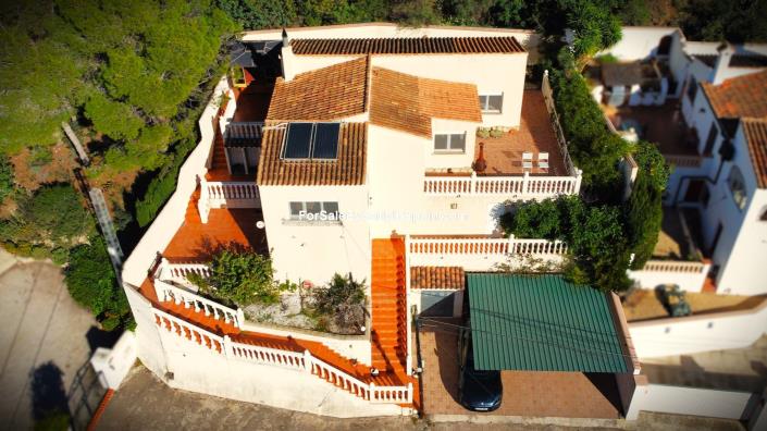 Image No.3-4 Bed Villa for sale