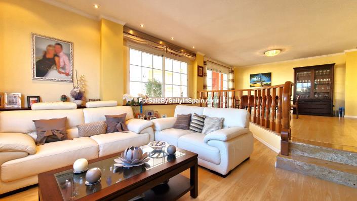 Image No.22-6 Bed Villa for sale