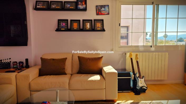 Image No.51-6 Bed Villa for sale