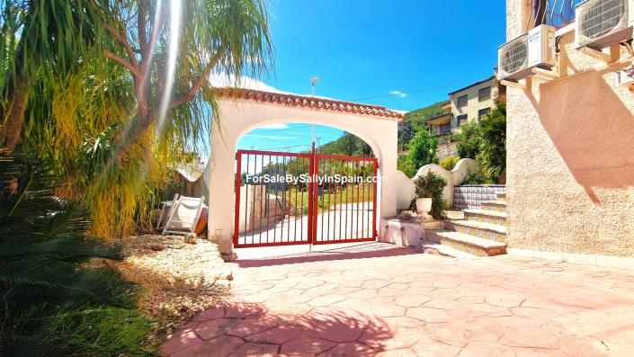 Image No.51-5 Bed Villa for sale