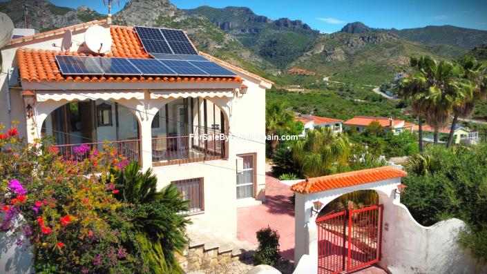 Image No.20-5 Bed Villa for sale