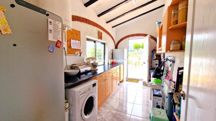 Image No.36-5 Bed Villa for sale