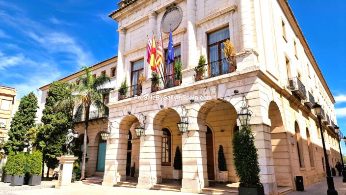 Image No.60-5 Bed Villa for sale