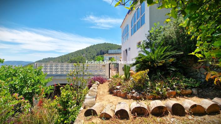 Image No.18-4 Bed Villa for sale