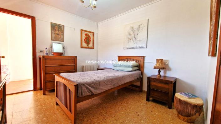 Image No.52-4 Bed Villa for sale