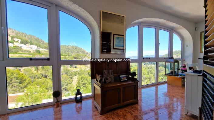 Image No.33-4 Bed Villa for sale