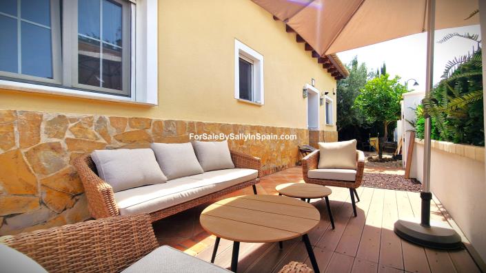 Image No.19-4 Bed Chalet for sale