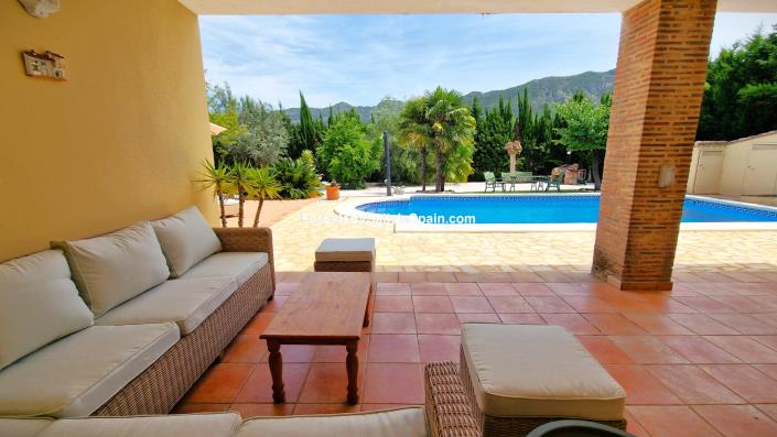 Image No.14-4 Bed Chalet for sale