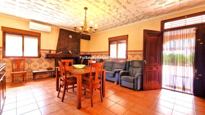 Image No.26-4 Bed Villa for sale