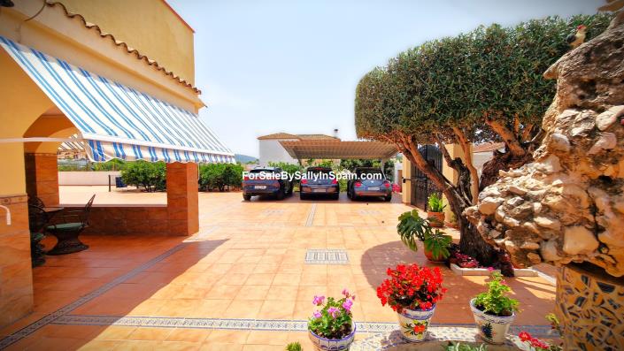 Image No.20-4 Bed Villa for sale