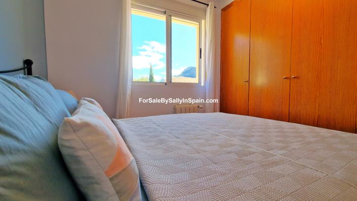 Image No.40-5 Bed Villa for sale