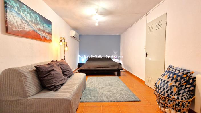 Image No.45-5 Bed Villa for sale