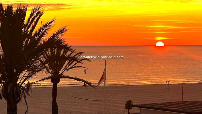 Image No.3-3 Bed Apartment for sale