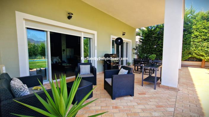 Image No.13-3 Bed Villa for sale