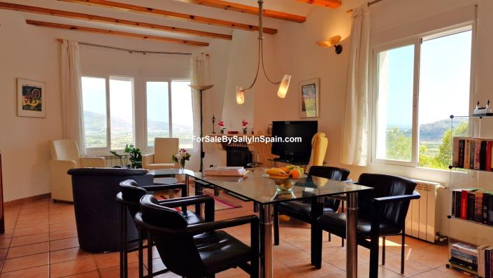 Image No.23-3 Bed Villa for sale