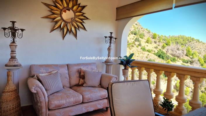 Image No.31-5 Bed Villa for sale