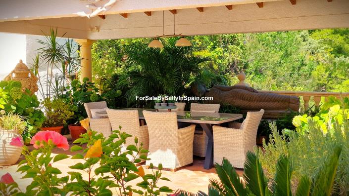 Image No.12-5 Bed Villa for sale