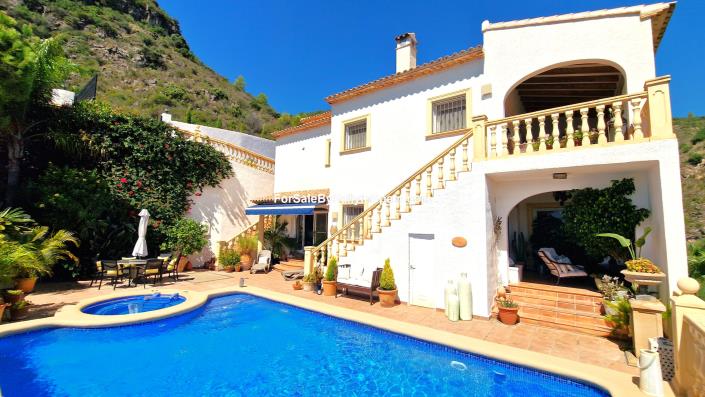 Image No.39-5 Bed Villa for sale