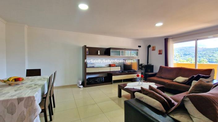 Image No.14-6 Bed House/Villa for sale