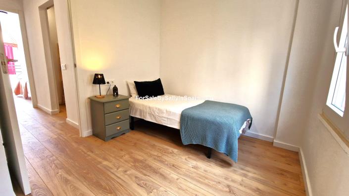 Image No.22-2 Bed Townhouse for sale