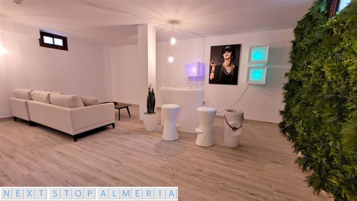 Image No.23-3 Bed Property for sale