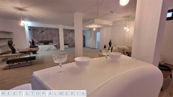 Image No.25-3 Bed Property for sale