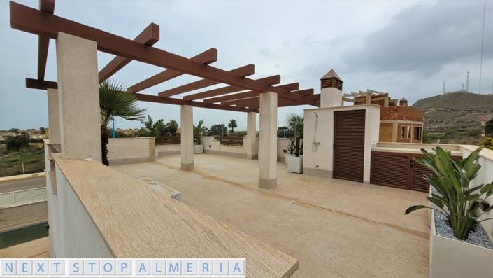 Image No.29-3 Bed Property for sale