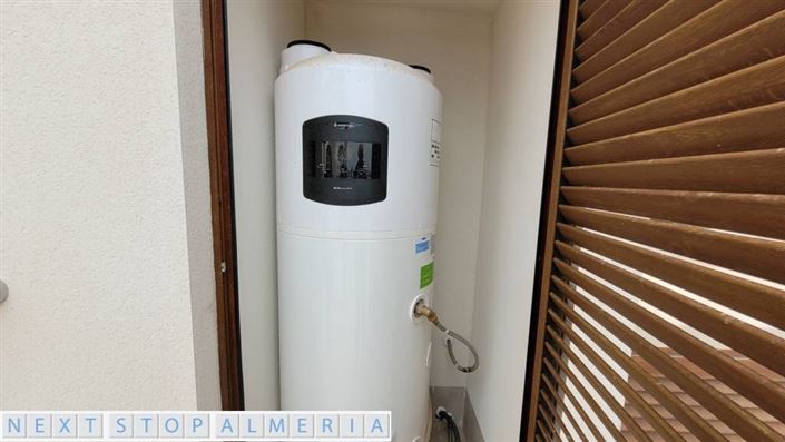 Image No.31-3 Bed Property for sale