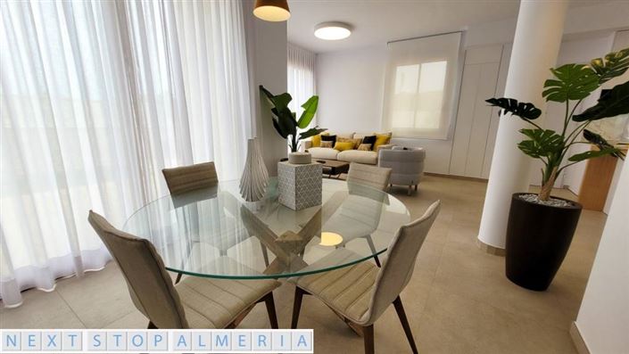 Image No.4-3 Bed Property for sale