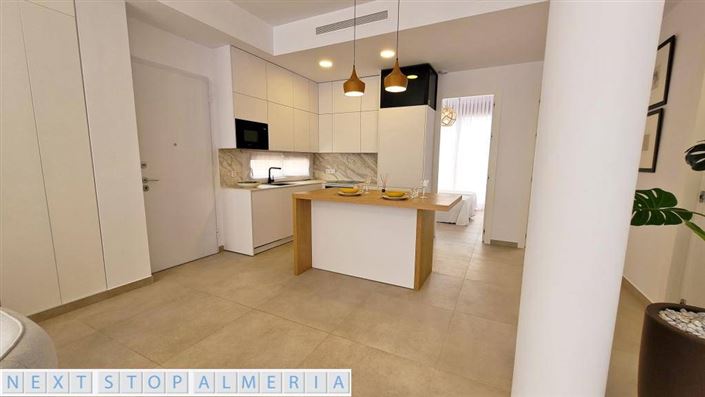 Image No.7-3 Bed Property for sale