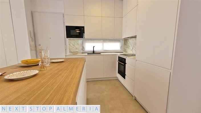 Image No.9-3 Bed Property for sale