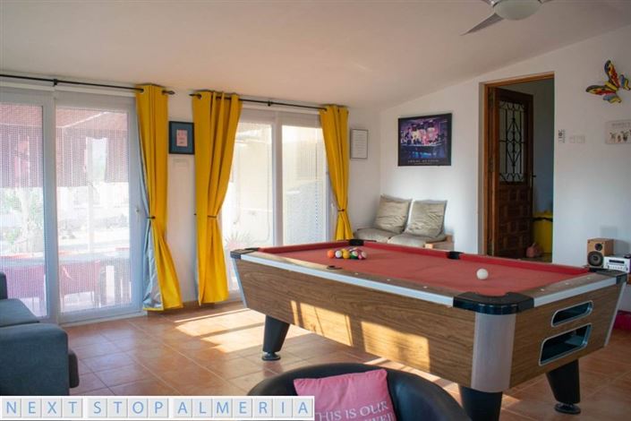 Image No.33-7 Bed Property for sale